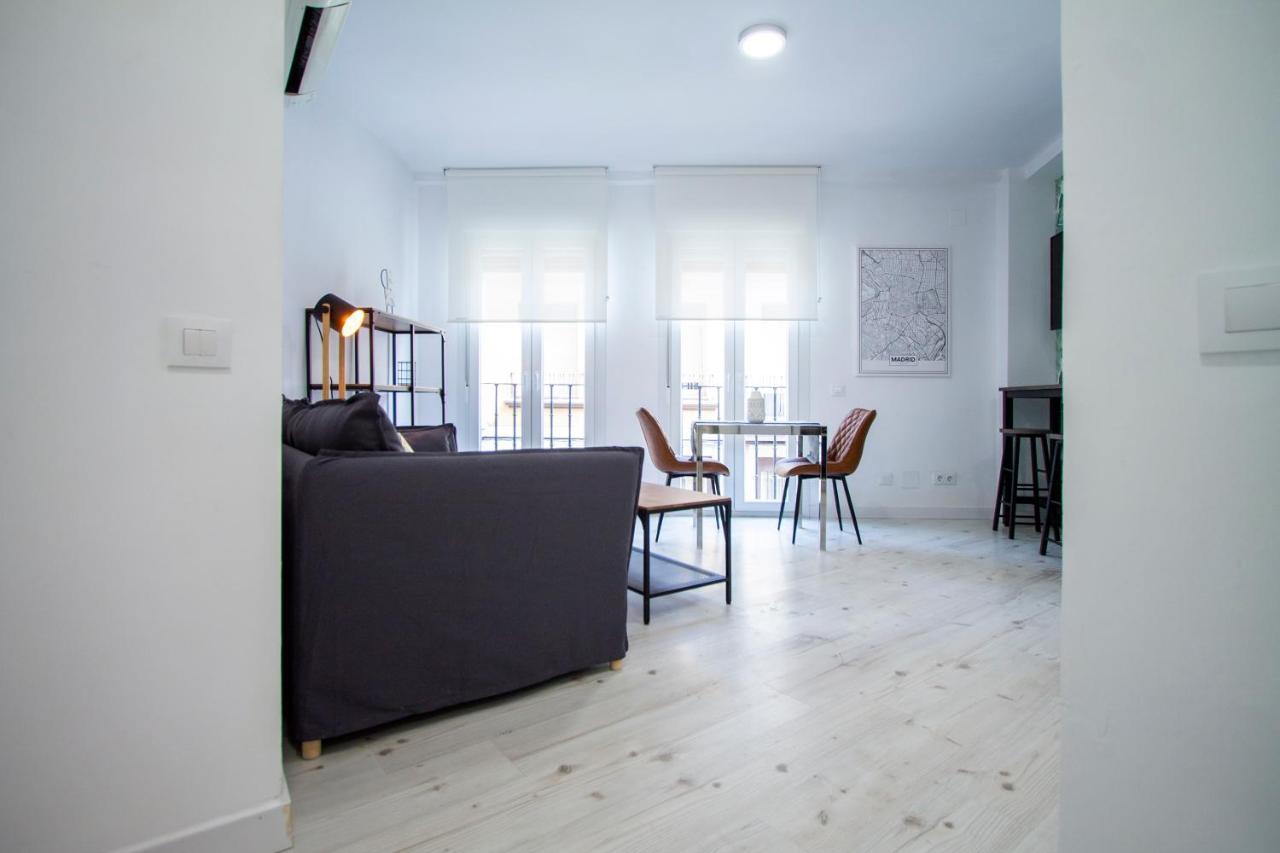 Apartamentos Cuatro Caminos Madrid Exterior foto