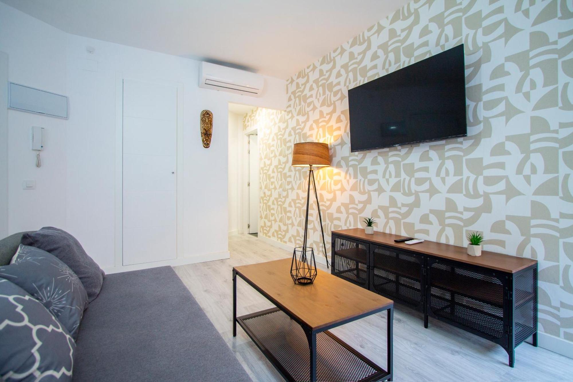Apartamentos Cuatro Caminos Madrid Exterior foto